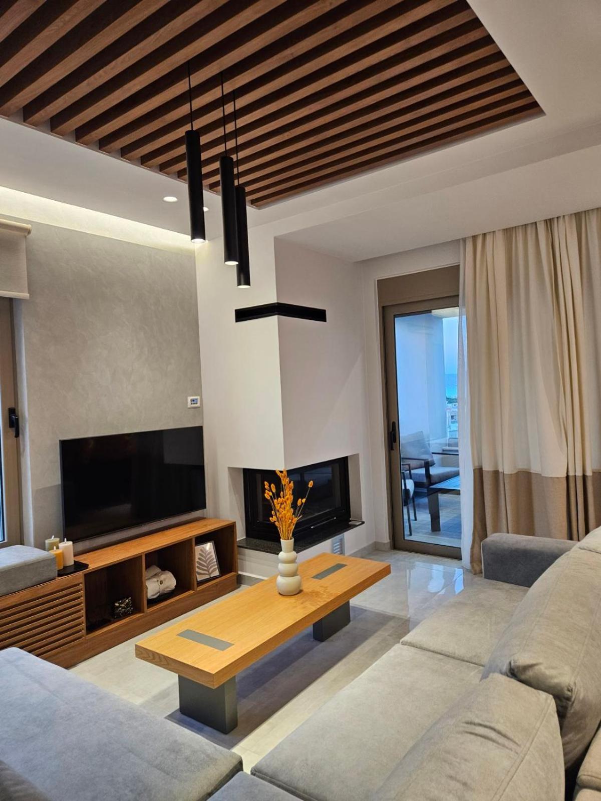 Calm & Dreamy Luxury Apts Pírgos Exterior foto
